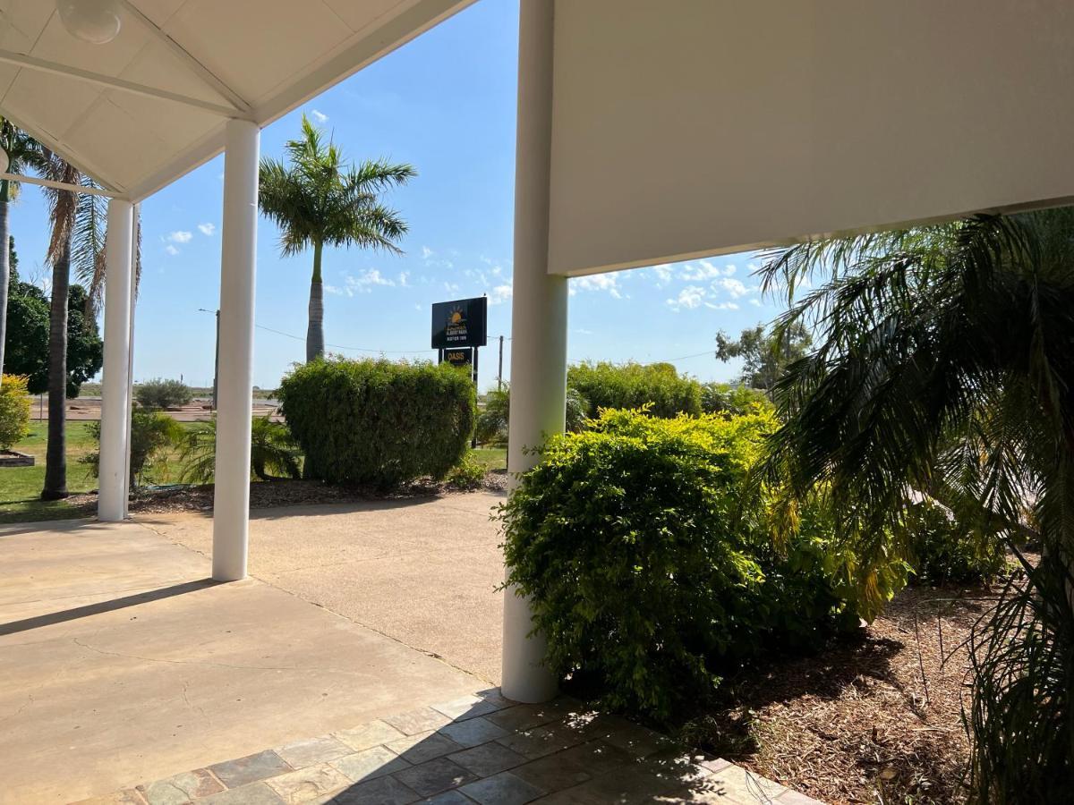 Albert Park Motor Inn-King Beds-Pool-Shaded Parking Longreach Eksteriør billede