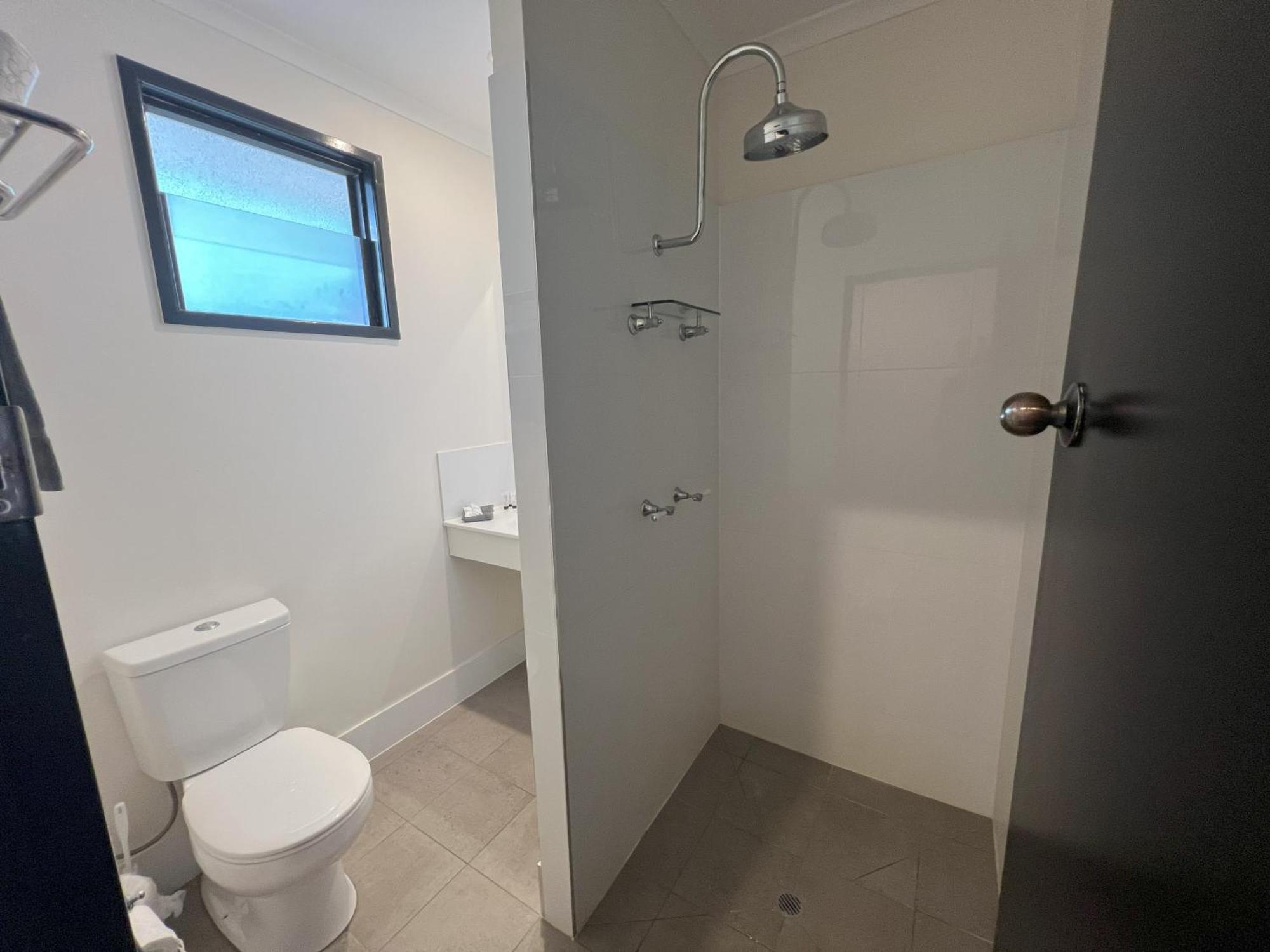 Albert Park Motor Inn-King Beds-Pool-Shaded Parking Longreach Eksteriør billede